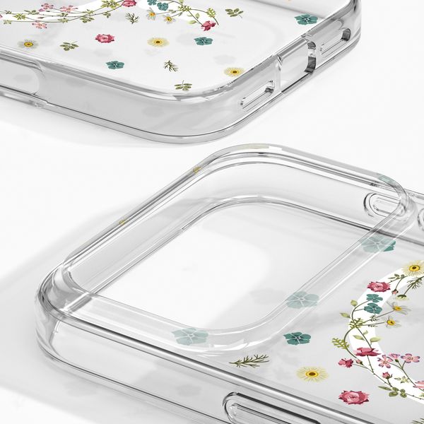 iDeal of Sweden Clear Case MagSafe Apple iPhone 18 Pro Max / 17 Pro Max - Petite Floral