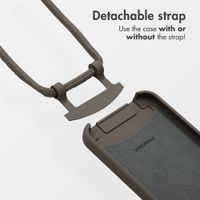 imoshion Color Backcover mit abnehmbarem Handykette und MagSafe Apple iPhone 12 (Pro) - Black Coffee
