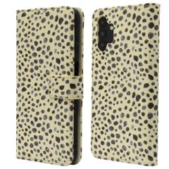 imoshion Design Klapphülle Samsung Galaxy A13 (5G) - Black And White Dots