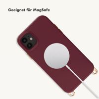 Selencia Rivièra Backcover mit MagSafe mit abnehmbaren Haken Apple iPhone 11 - Bold Burgundy