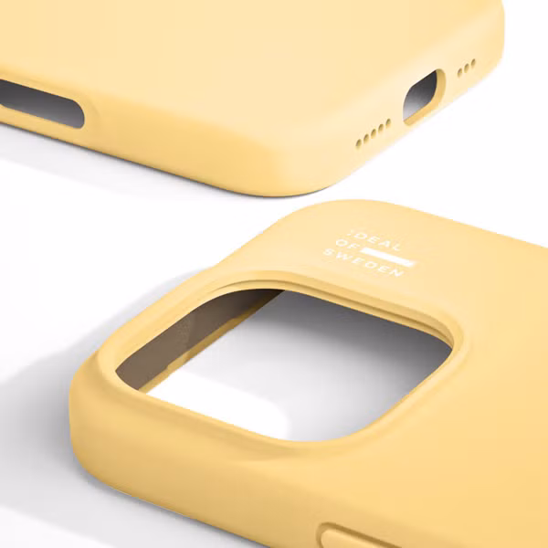 iDeal of Sweden Silikon Case Apple iPhone 16 Pro - Soft Lemon