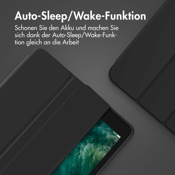 Accezz Smarte Klapphülle aus Silikon Apple iPad 6 (2018) 9.7 Zoll / iPad 5 (2017) 9.7 Zoll - Schwarz
