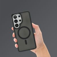 imoshion Color Guard Back Cover mit MagSafe Samsung Galaxy S26 Ultra - Schwarz
