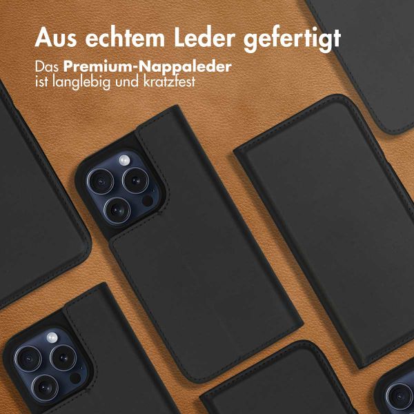 Accezz Premium Leather Slim Klapphülle Apple iPhone 15 Pro - Schwarz