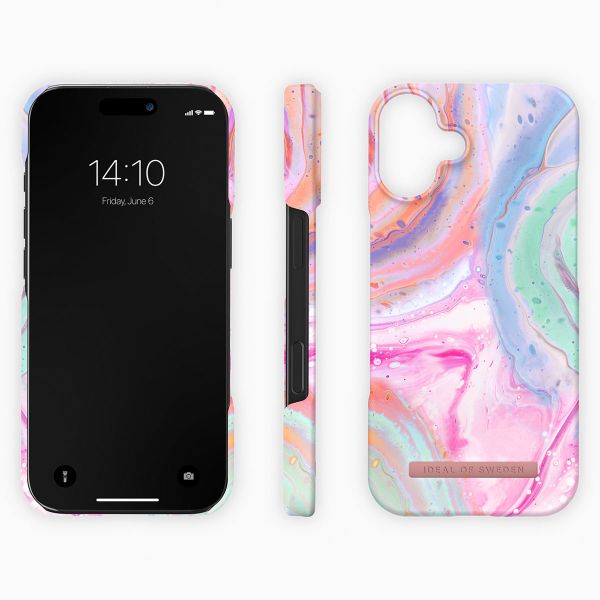 iDeal of Sweden Fashion Back Cover für das iPhone 16 - Pastel Marble