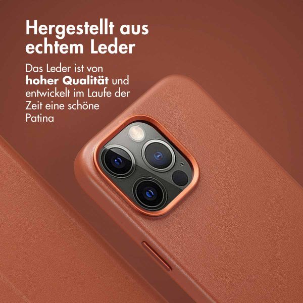 Accezz 2-in-1 Klapphülle aus Leder mit MagSafe Apple iPhone 15 Pro Max - Sienna Brown