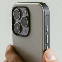 Nomad Sport Case für das iPhone 16 Pro - Stone