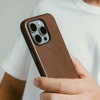 Nomad Modern Leather Case Apple iPhone 16 - Braun