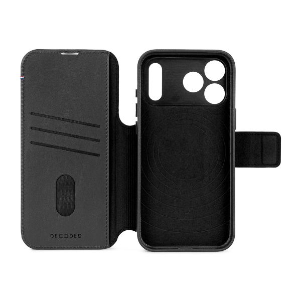 Decoded 2 in 1 Leather Klapphülle MagSafe Apple iPhone 17 Pro - Schwarz