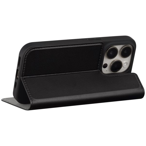 dbramante1928 Oslo Klapphülle für das Apple iPhone 15 Pro - Schwarz