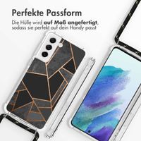 imoshion Design Hülle mit Band für das Samsung Galaxy S21 FE - Black Graphic