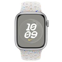 Apple Nike Sport Band für die Apple Watch Series 1 bis 9 / SE (38/40/41 mm) | Series 10 (42 mm) - Größe S/M - Pure Platinum