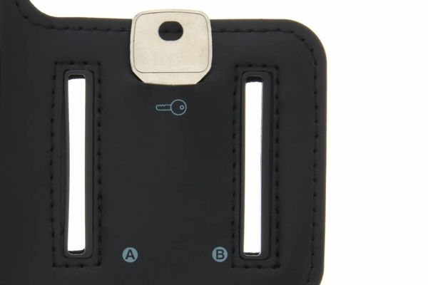 Handyhalterung Joggen für das Apple iPhone SE (2022 / 2020) / 8 / 7 / 6(s)