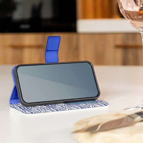 pr2433_white_blue_stripes_usp_de_DE_2