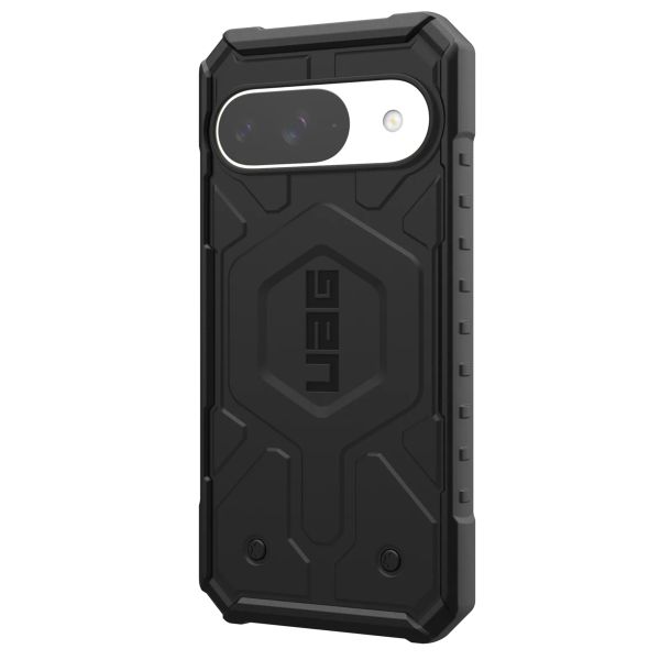 UAG Pathfinder Back Cover Magnet Google Pixel 9 - Schwarz