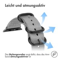 imoshion Nylonarmband für das Apple Watch Series 1-10 / SE / Ultra (2) - 42/44/45/46/49 mm - Hellgrau