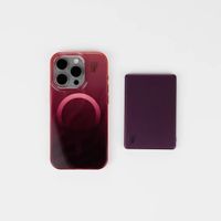 iDeal of Sweden Slim MagSafe Powerbank 5.000 mAh - Kabellose Powerbank - Cherry Lacquer