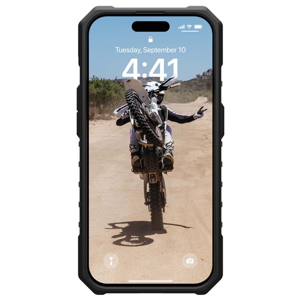 UAG Pathfinder Case für das iPhone 15 Pro - Geo Camo