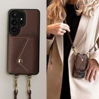 Selencia Sera HandyHülle mit Kordel und Umschlag-Kartenhalter Samsung Galaxy S26 Ultra - Chocolate Brown