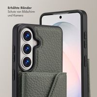 Selencia Sera HandyHülle mit Kordel und Umschlag-Kartenhalter Samsung Galaxy S26 - Sage Green