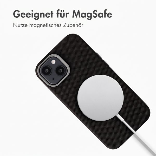 Accezz Mesh Backcover mit MagSafe Apple iPhone 14 / 13 - Schwarz
