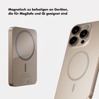 Selencia Vivid Powerbank 5.000 mAh - MagSafe und Qi - Desert Gold / Autumn Muse
