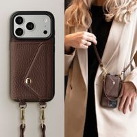 Selencia Sera HandyHülle mit Kordel und Umschlag-Kartenhalter Apple iPhone 17 Pro Max - Chocolate Brown