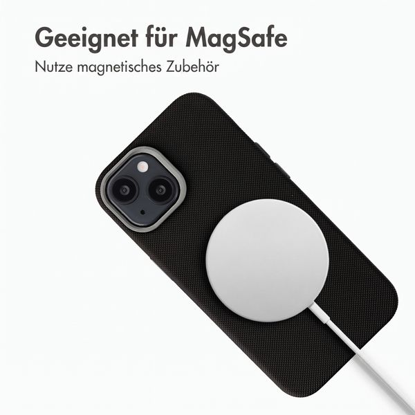 Accezz Mesh Backcover mit MagSafe Apple iPhone 15 - Schwarz