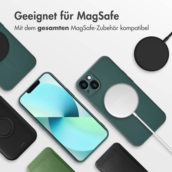imoshion Color Back Cover mit MagSafe Apple iPhone 13 - Dunkelgrün