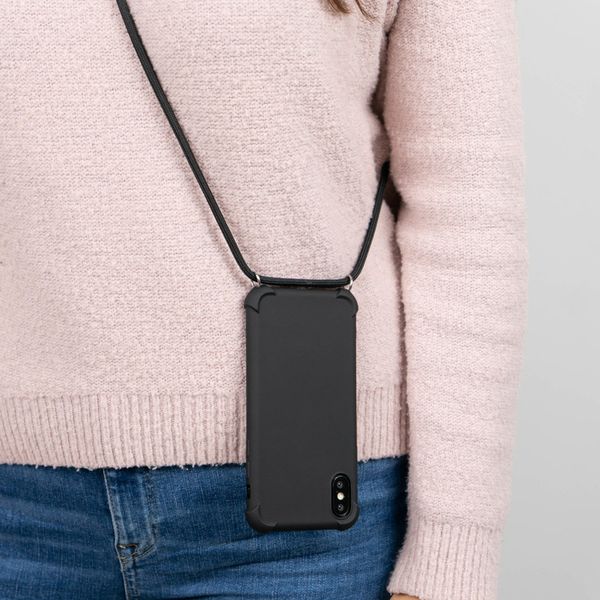 imoshion Color Backcover mit Band iPhone 12 (Pro) - Schwarz