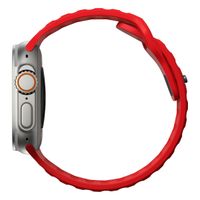 Nomad Sport Band FKM für die Apple Watch Series 1-10 / SE / Ultra (2) - 42/44/45/46/49 mm - Night Watch Red