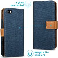 imoshion Luxuriöse Canvas-Klapphülle iPhone SE / 5 / 5s - Dunkelblau