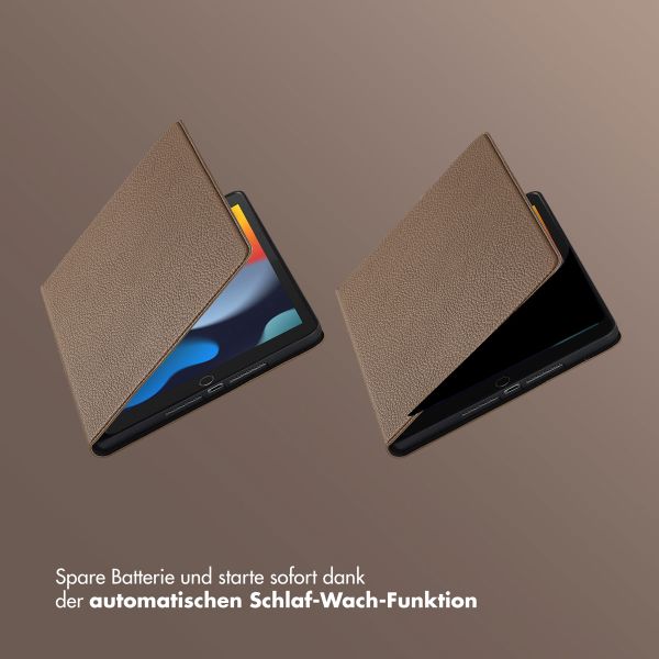 Selencia Riva Klapphülle Apple iPad 9 (2021) 10.2 Zoll / iPad 8 (2020) 10.2 Zoll / iPad 7 (2019) 10.2 Zoll - Mocha Brown