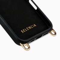 Selencia Rivièra MagSafe Backcover mit abnehmbaren Haken für das Apple iPhone 16 Pro - Velvet Black + Sleek Chain (130 cm) - Gold