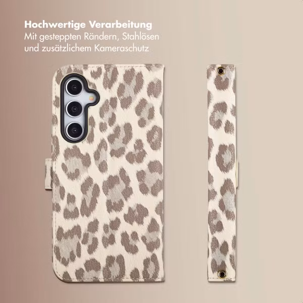 Selencia Sabi Klapphülle mit Leopardenmuster Samsung Galaxy A36 / A56 - Soft Ivory