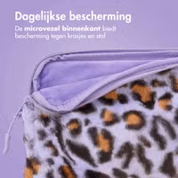 imoshion Fluffy Laptop Hülle 15-16 Zoll - Laptop Sleeve - Leopard Lilac