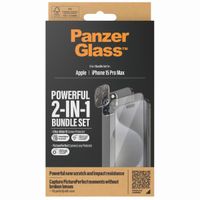 PanzerGlass 2-in-1 pack - Ultra-Wide Fit Anti-Bacterial Displayschutz incl. applicator + Camera Protector für das iPhone 15 Pro Max