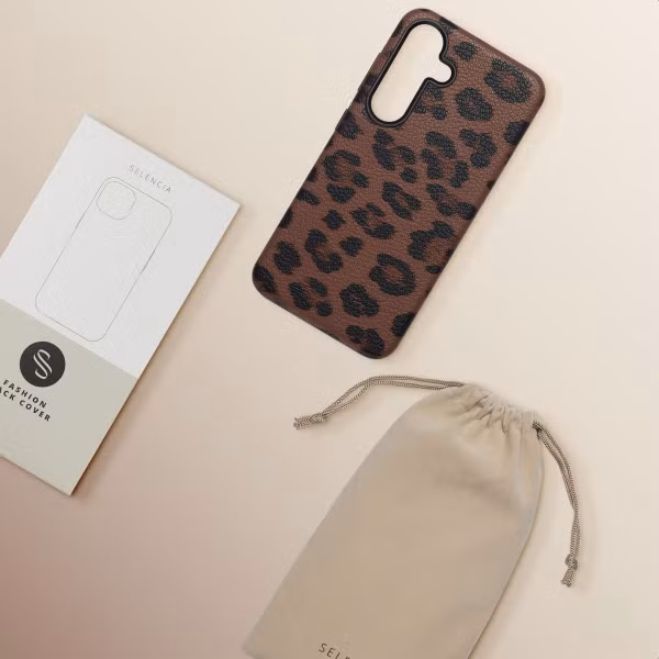 Selencia Sabi Backcover Leopardenmuster mit MagSafe Samsung Galaxy S25 - Mocha Brown