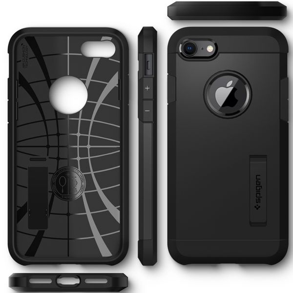 Spigen Tough Armor™ Case Schwarz für das Apple iPhone SE (2022 / 2020)