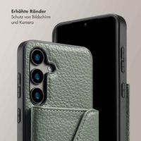 Selencia Sera Kordel-Hulle mit Kartenhalter-Umschlag für das Samsung Galaxy S24 - Sage Green