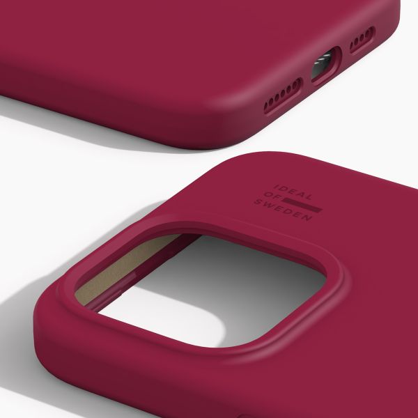 iDeal of Sweden Silikon Case für das Apple iPhone 15 Pro Max - Cranberry