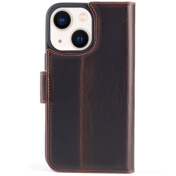 Wachikopa Magic Klapphülle 2-in-1 für das iPhone 14 - Dark Brown