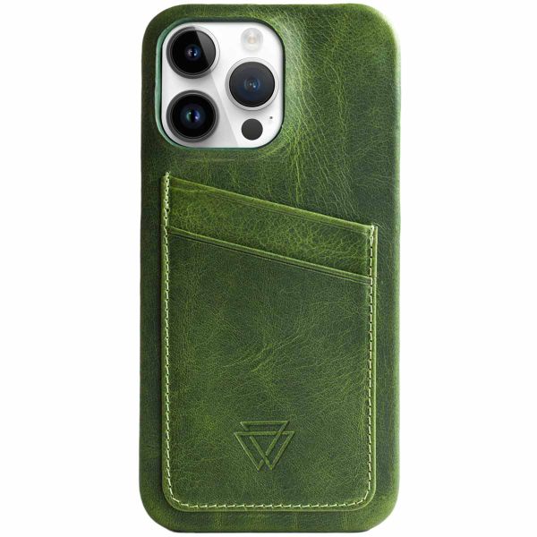 Wachikopa Full Wrap C.C. Back Cover mit 2 Kartenhaltern für das iPhone 14 Pro - Forest Green