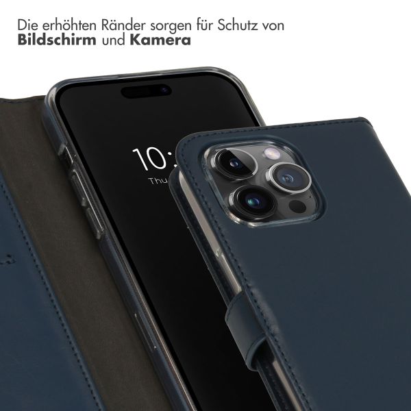 Selencia Echtleder Klapphülle für das iPhone 15 Pro Max - Blau