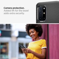 Spigen Liquid Air™ Case für das OnePlus 8T - Schwarz