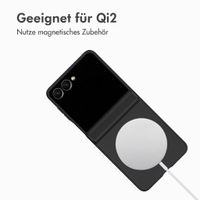 Accezz Color Backcover mit MagSafe und Ringständer Samsung Galaxy Z Flip 8 - Schwarz