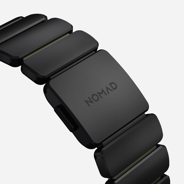 Nomad Stratos Armband für Apple Watch | 44/45/46/49 mm - Forest Green / Black Titanium