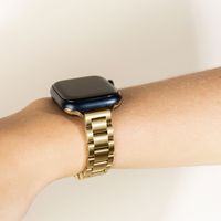Selencia Slim Stahlgliederarmband für das  Apple Watch Series 1 t/m 9 / SE (38/40/41 mm) | Series 10 / 11 (42 mm) - Gold