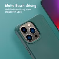 imoshion Color Backcover mit abnehmbarem Handykette und MagSafe Apple iPhone 13 Pro - Dunkelgrün