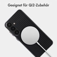 Accezz Lite Backcover mit MagSafe | Fluted | Samsung Galaxy S25 - Schwarz